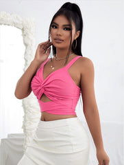 Top informal ajustado con cuello en V y corte bajo