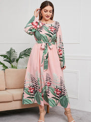 Langärmliges Plus-Kleid mit Blumenmuster und Bindegürtel