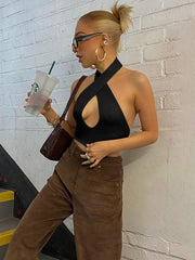 Chaleco halter cruzado