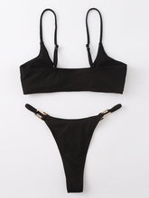 Traje de baño de bikini tipo tanga con aros unidos