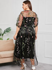 Vestidos de fiesta con bordado de malla