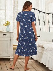 Nachthemd mit Cartoon-Grafik