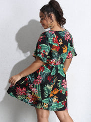 Vestido sencillo de verano con cintura plisada