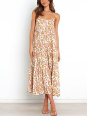 Vestido estampado con tirantes y vuelo