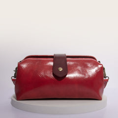 Bolso pequeño con clip de médico retro