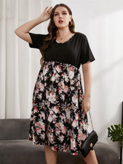 Vestido holgado de cintura alta con cuello en V y manga corta