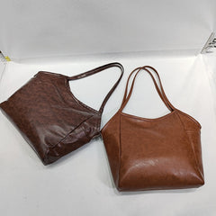 Retro oil wax leather large capacity shoulder bags