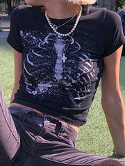 Camiseta de cuello redondo con estampado de esternón