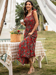 Neckholder-Kleid mit eckigem Kragen und Print