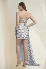 Weißes trägerloses Mini-Bodycon-Kleid aus Netzstoff