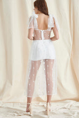 Weißes Maxikleid aus Spitze