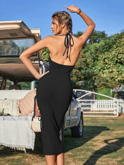 Vestido halter con cuello en V