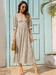 Vestido estampado de manga media con vuelo