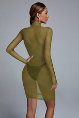 Vestido mini de cuello alto y manga larga con diseño distintivo FP210313