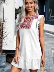 Falda de cintura alta con flecos en el pecho