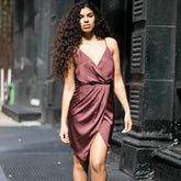 Ärmelloses, rückenfreies Mini-Bodycon-Kleid mit Trägern HI967