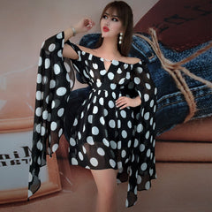 Schulterfreies, langärmliges Mini-Bodycon-Kleid mit Cut-Outs HW296