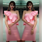 Vestido mini ajustado con volantes y un hombro sin mangas HW300