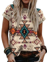 T-Shirt mit Rundhalsausschnitt und kurzen Ärmeln im Western-Ethno-Stil im Vintage-Print