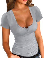 Camiseta lisa con cuello en U y manga corta ajustada