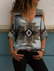 Camiseta oversize con hombros descubiertos, manga media y estampado vintage