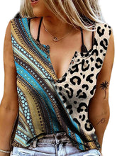 Camiseta de manga corta con cuello en V y mangas múltiples multicolor