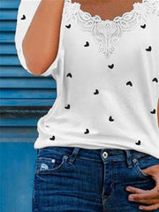Camisa informal con encaje cosido y hombros descubiertos, blusa de manga corta con estampado de corazón bonito
