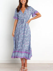 Vestido con cuello en V y botones con estampado festivo