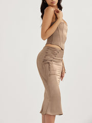 Temperamentvoller zweiteiliger Rock