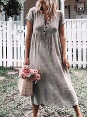 Vestido de cuello redondo y manga corta