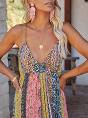 Vestido amplio con vuelo y estampado sin espalda