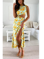 Ärmelloses, taillenlanges Kleid