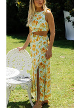 Vestido sin mangas hasta la cintura