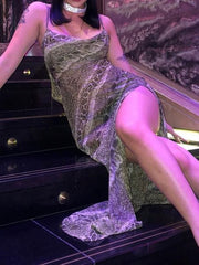 Vestido de gasa con tirantes y abertura