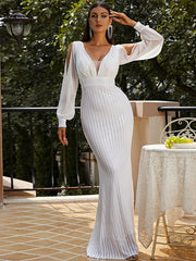 Edles Hepburn Abendkleid mit V-Ausschnitt, langen Ärmeln, Fischschwanz und Pailletten