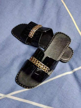 Lässige flache Slip-On-Sandalen mit Kette für Damen