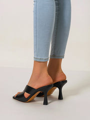 Zapatos de mujer de moda con cabeza cuadrada y boca de pez