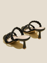 Sandalias de tacón alto con tiras trenzadas y palabra sencilla