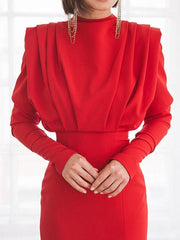 Elegantes Rollkragen-Abendkleid mit Schlitz