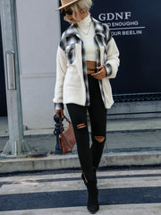 Doppelseitiger Plüschmantel mit kariertem Samt und genähtem Revers