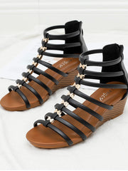 Römersandalen mit Keilabsatz im Vintage-Stil mit Cut-outs