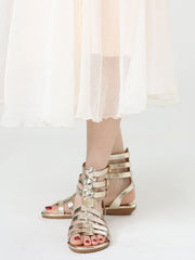 Sandalias romanas huecas con temperamento