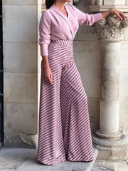 Conjunto de dos piezas con camisa de manga larga con cuello en V, estampado, cintura alta y pantalones anchos