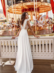 White V-Neck Evening Dress Wedding Dress