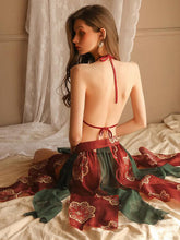 Langer Rock mit offenem Rücken und Schlitz am Bauch