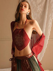 Falda larga con abertura en la espalda y abdomen tentador