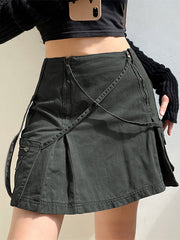 Falda plisada de cintura alta con hebilla de aro de metal