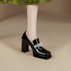 Noa Loafer mit Plateauabsatz und Strasssteinen