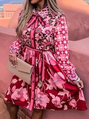 Vestido con cuello camisero estampado y cordones