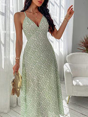 Vestido sin mangas con espalda descubierta y estampado de tirantes